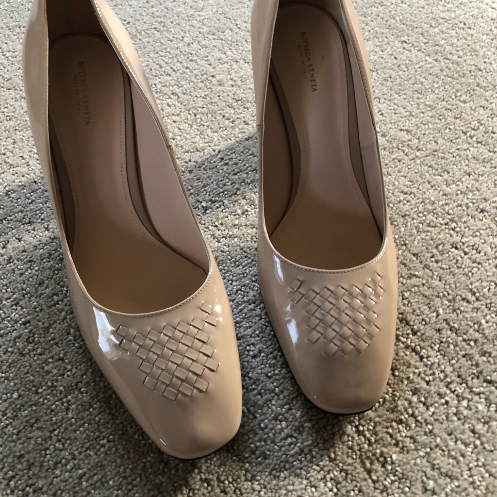 Bottega Veneta Classic Nude Pumps